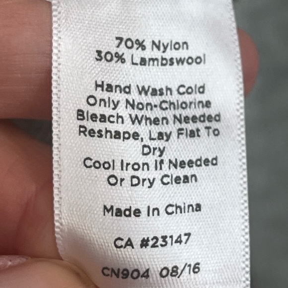 Talbots Holiday Bird Lambswool Sweater Sz L "Seasons Tweetings Novelty Christmas - Picture 9 of 16